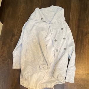 Size 4 Lululemon sweatshirt with snaps, thumb hole sleeves and drawstring bottom